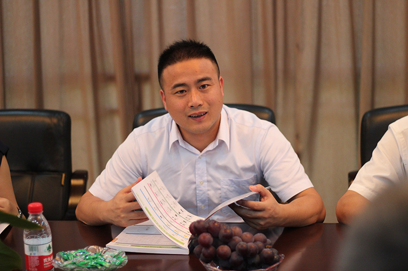 商務(wù)局葉局、范局、殷處長(zhǎng)等領(lǐng)導(dǎo)親臨橙樹指導(dǎo)外貿(mào)跨境電商工作